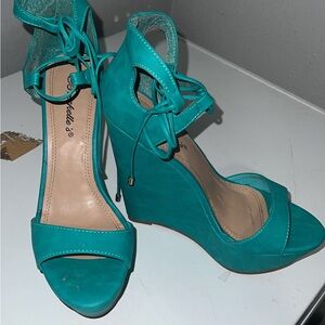 Jessica Simpson Women's Teal Wedge Sandals